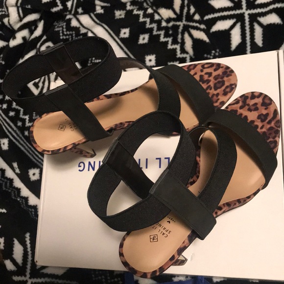 Strappy leopard print heels - Picture 4 of 5